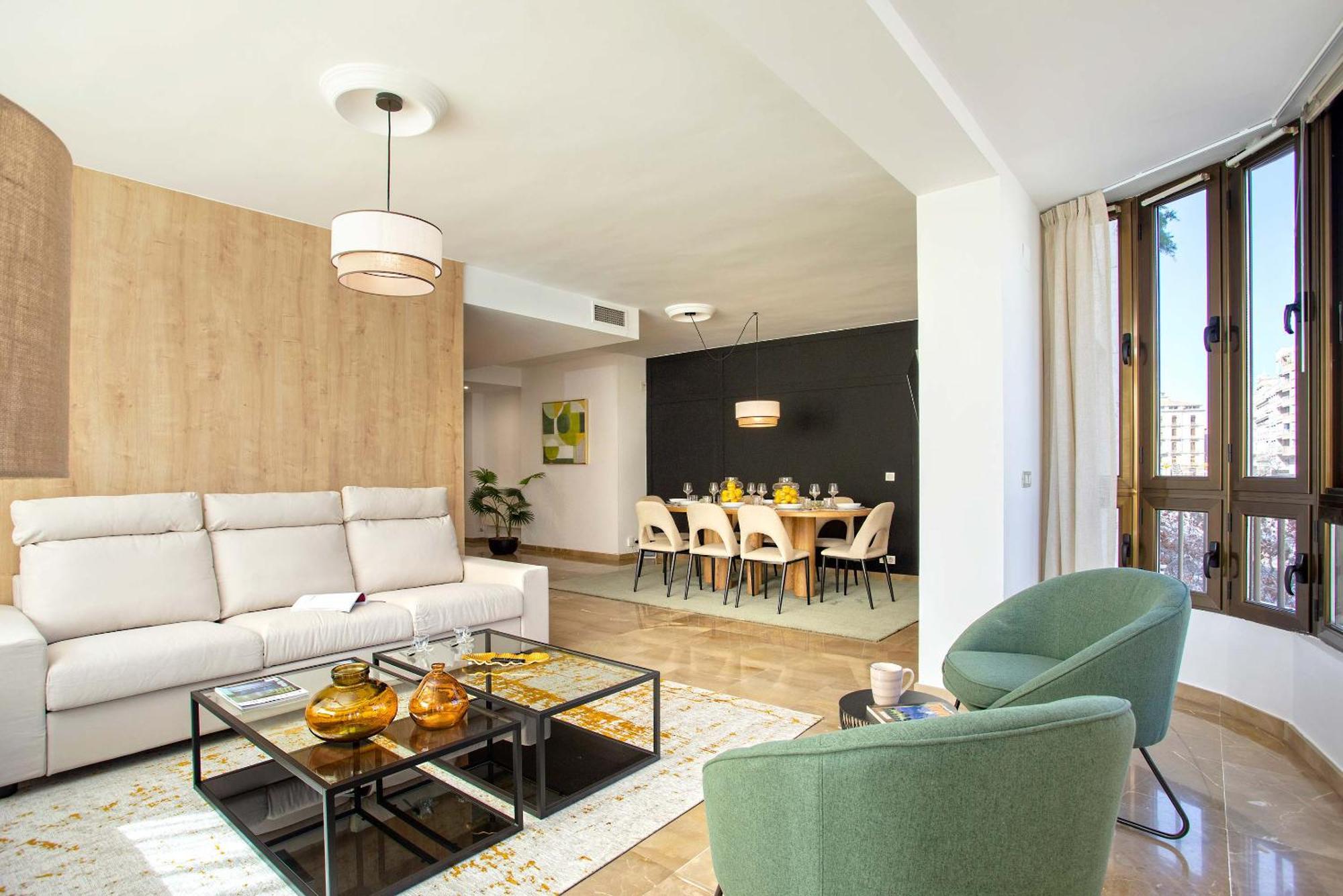 Genteel Home Puerta Real Гранада Екстериор снимка