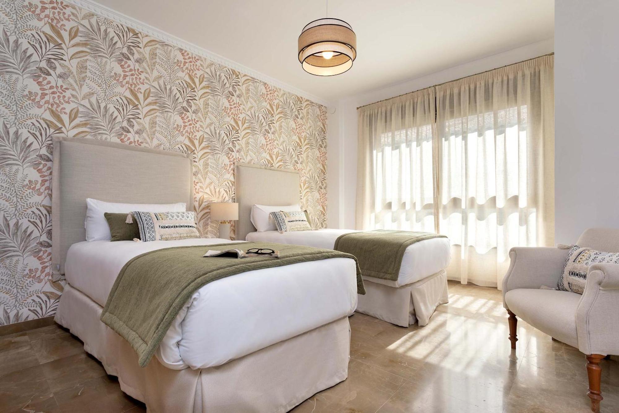 Genteel Home Puerta Real Гранада Екстериор снимка